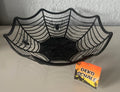 Halloween Deko-Schale Spinnennetz – Schwarz | 25 × 25 cm