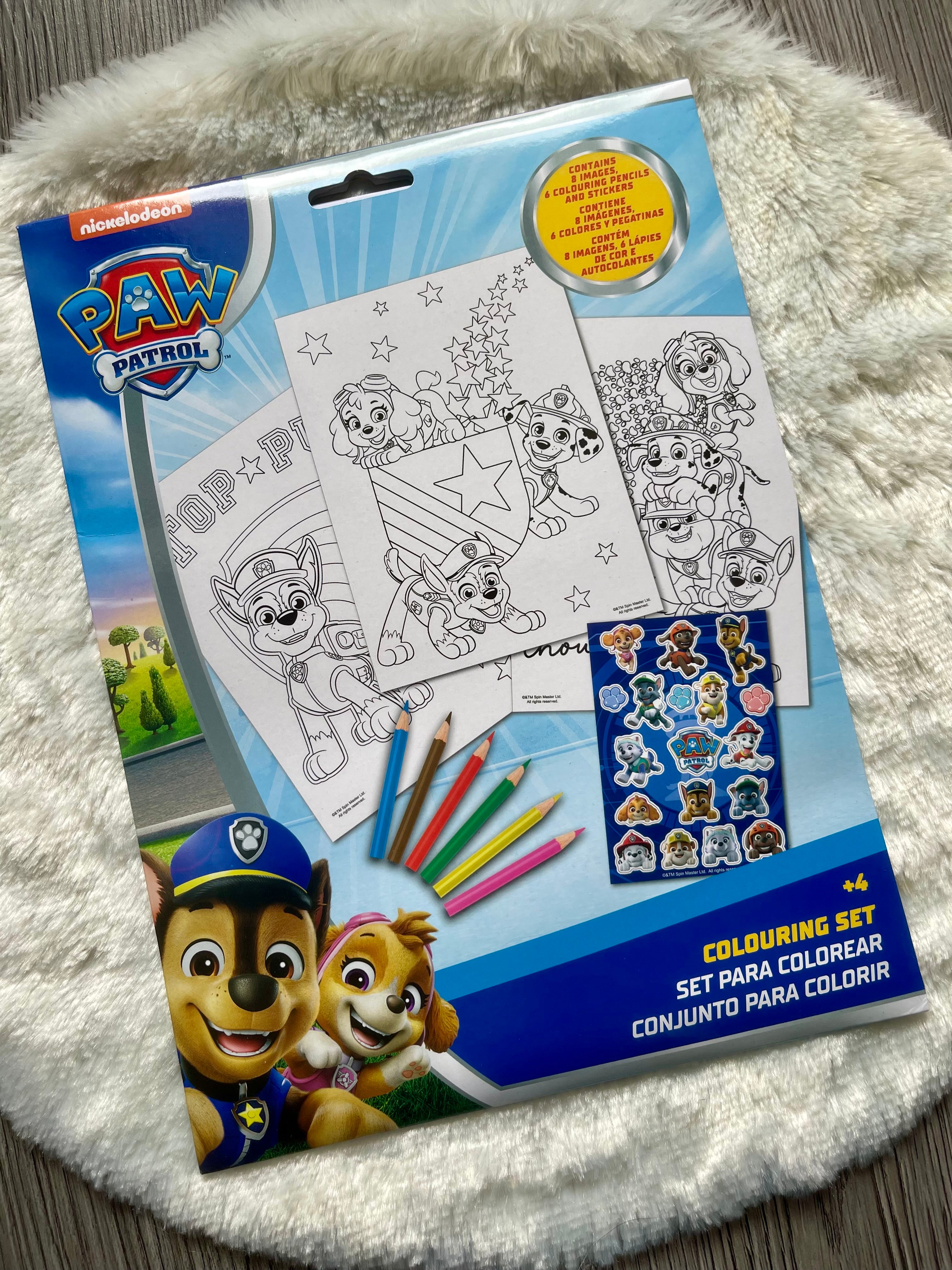 Paw Patrol Malset mit 8 Ausmalbildern, 6 Buntstiften & Stickern